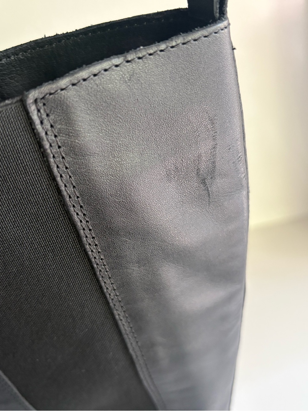 New Steve Madden Esma Black Leather Knee High Lugged Boots Size 9.5 - Picture 8 of 12